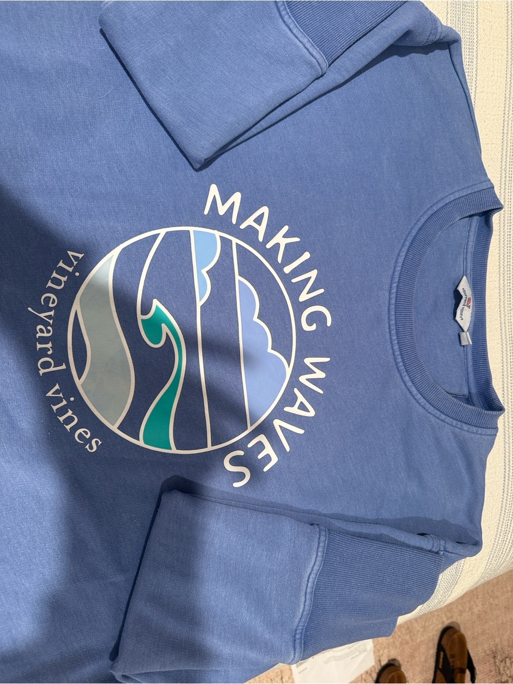 LIKE NEW/PRO CLEANED Vineyard Vines "Making Waves" Blue Crewneck Sweatshirt | M - Picture 3 of 4
